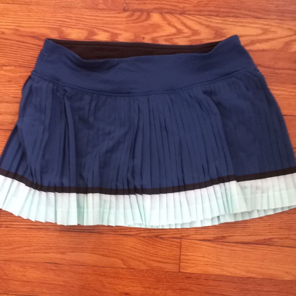 Lululemon pleated tennis skirt